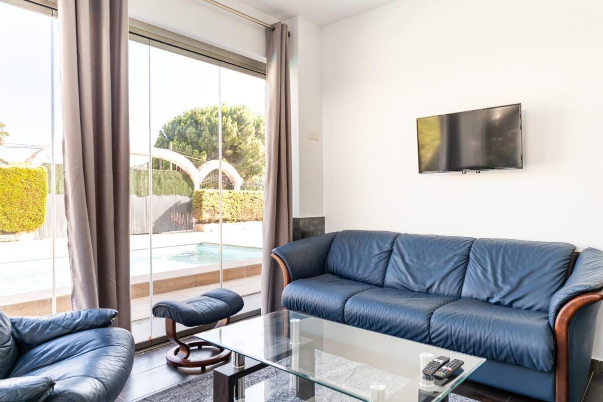 Villa Constantinos Apartamentos O Villa Completa Κάλπε Εξωτερικό φωτογραφία